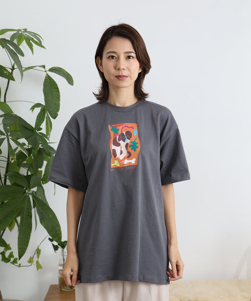 ブリタニースパニエル 半袖Tシャツ スミクロ 着用イメージ 全身