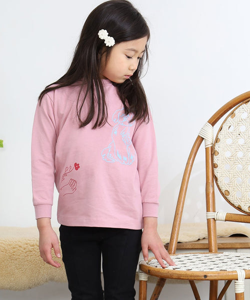 Flanders 長袖Tシャツ キッズ ピンクを着用した女の子