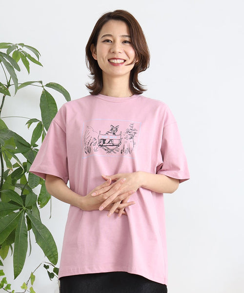 RinTinTin 半袖Tシャツ アダルトを着用した女性