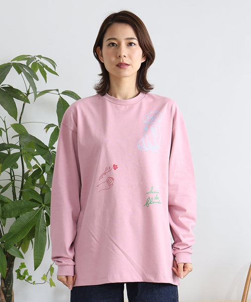 Flanders 長袖Tシャツ アダルトを着用した女性